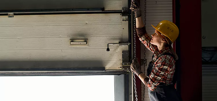 Addressing Common Garage Door Stoppage Issues in Jackson, MS